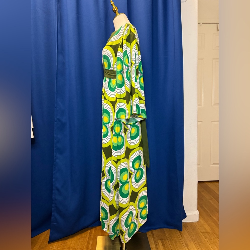 Green Patterned Maxi Dress - Picture 4 of 9